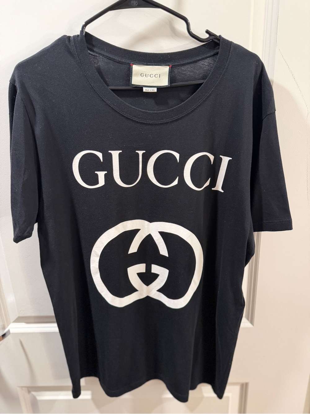 Gucci Black Tee with Cream Logo Tag